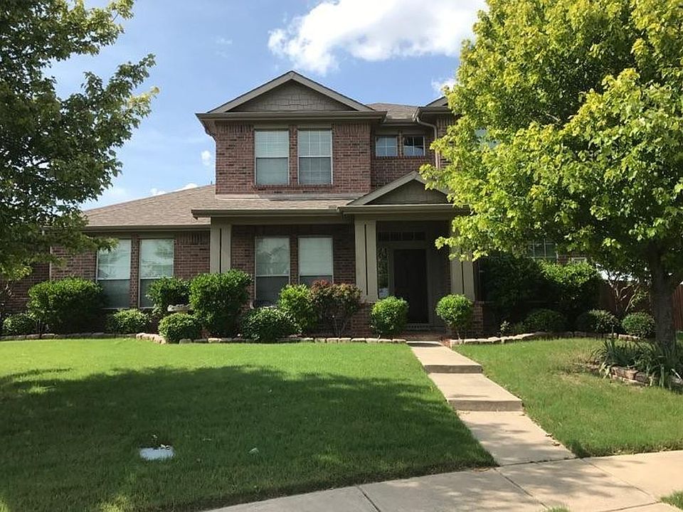 1st image of 633 Azalea Dr