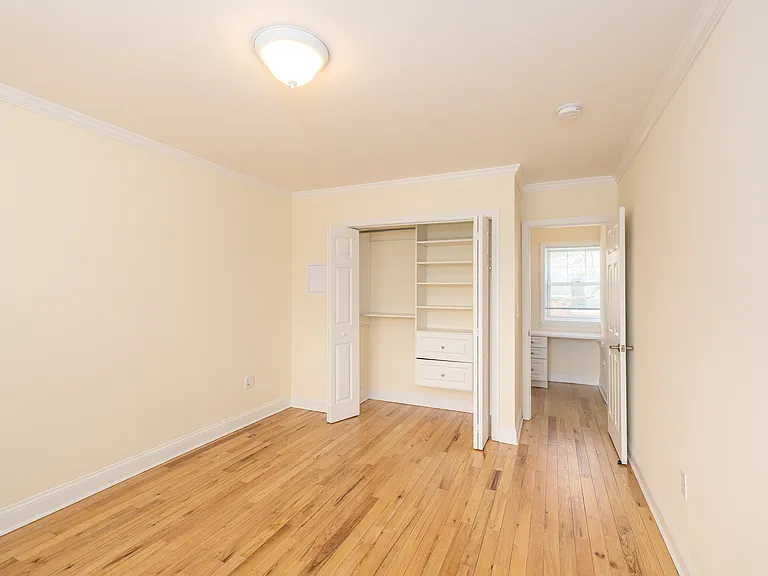 64 Gerry Rd — Photo 14