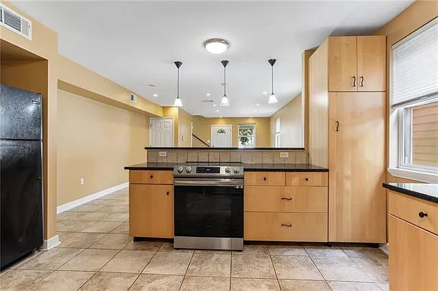 5624 Saint Roch Ave — Photo 8