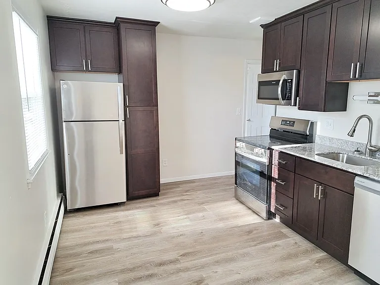 Northgate Crossing Apartments — Photo 6