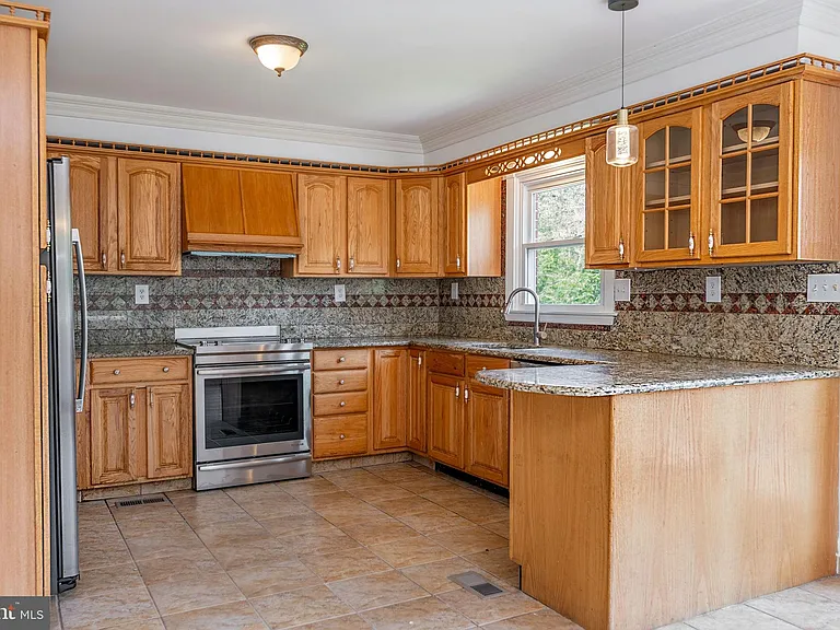 11325 Bacon Race Rd — Photo 12