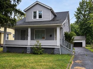 16008 Raymond St #2, Maple Heights, OH 44137