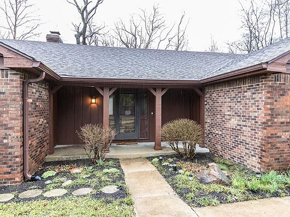 2nd image of 14120 W Hilltop Cir