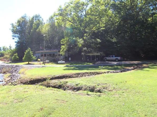 31 Pear Ln, Murphy, NC 28906