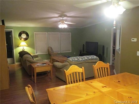3rd image of 504 Bumble Bee Ct