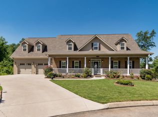 537 Linginfelter Ln, Lenoir City, TN 37772