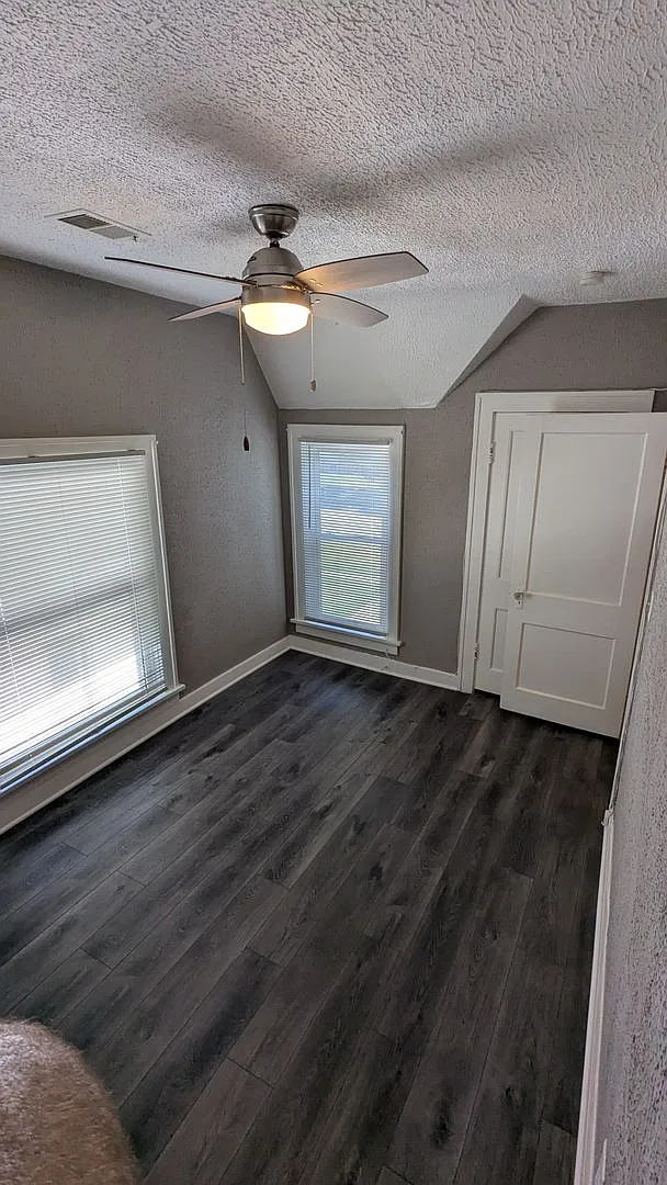 6500 Havelock — Photo 4