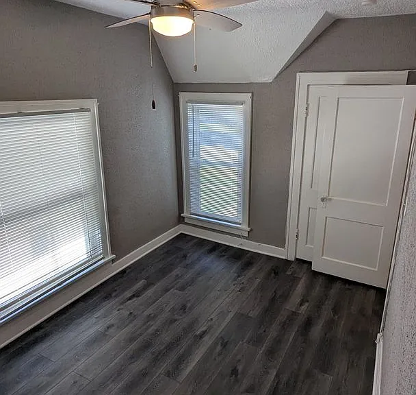 6500 Havelock Ave — Photo 4