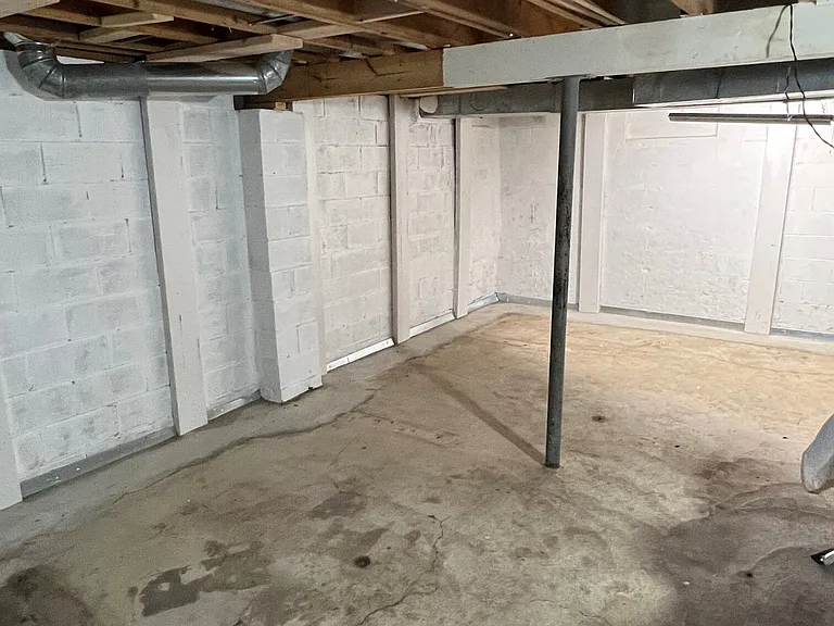 35 E Pleasant View Dr — Photo 13