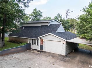 346 Bessler Lake Dr, Groveland, IL