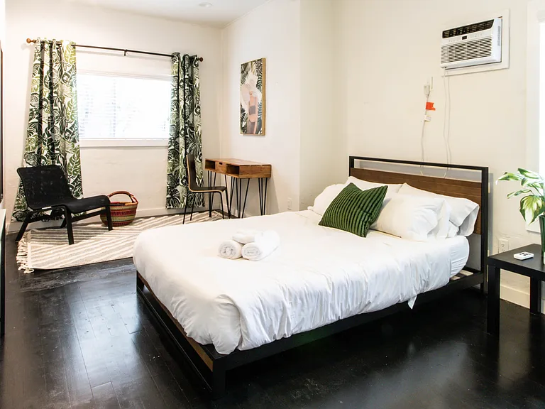 1806 Washington Way #B — Photo 16