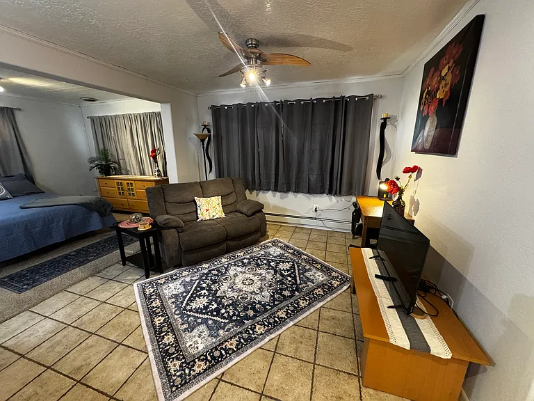 909 N Butler Ave #1 — Photo 7