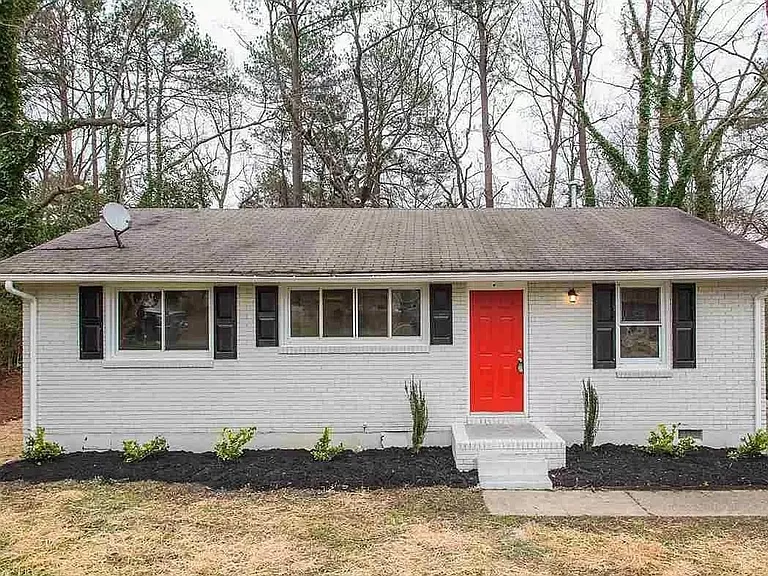 709 Glenbrook Dr — Photo 1