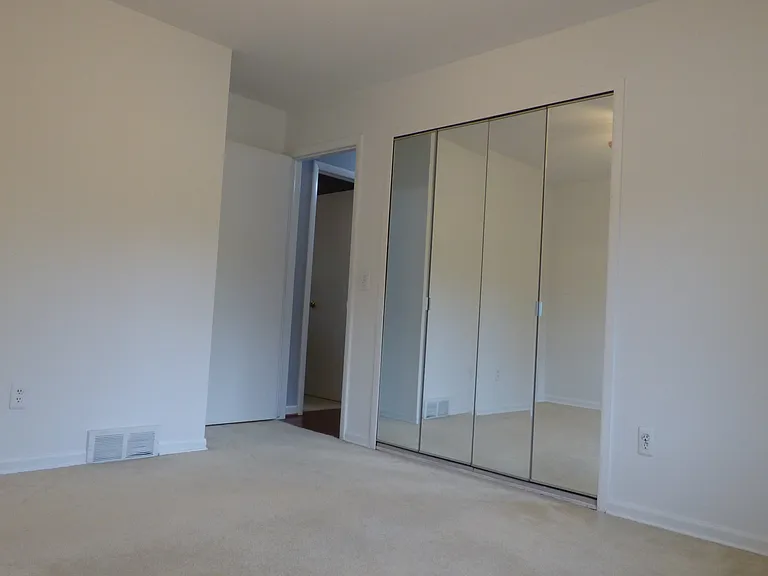 5043 Blair Dr — Photo 22