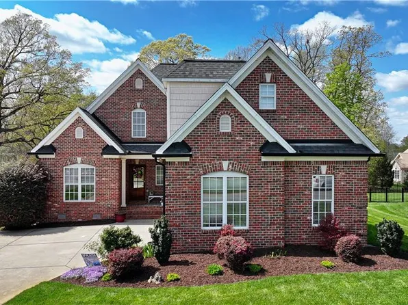 21 Wexford Cir, Thomasville, NC 27360