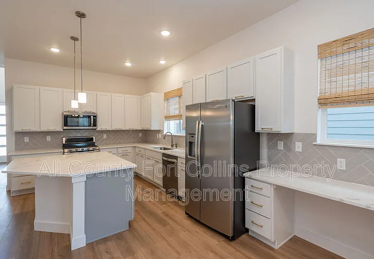 5967 Rendezvous Pkwy — Photo 6