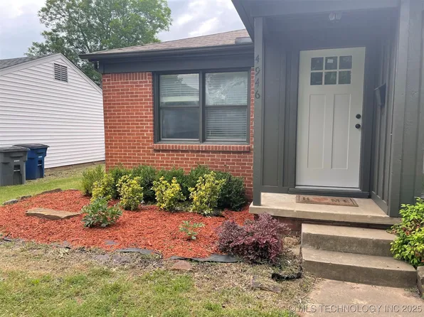 4946 S Newport Ave, Tulsa, OK 74105