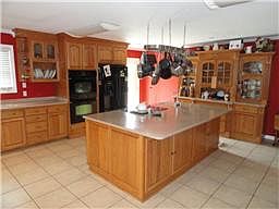 very spacious kitchen