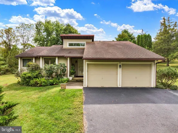 5189 Sweitzer Rd, Mohnton, PA 19540