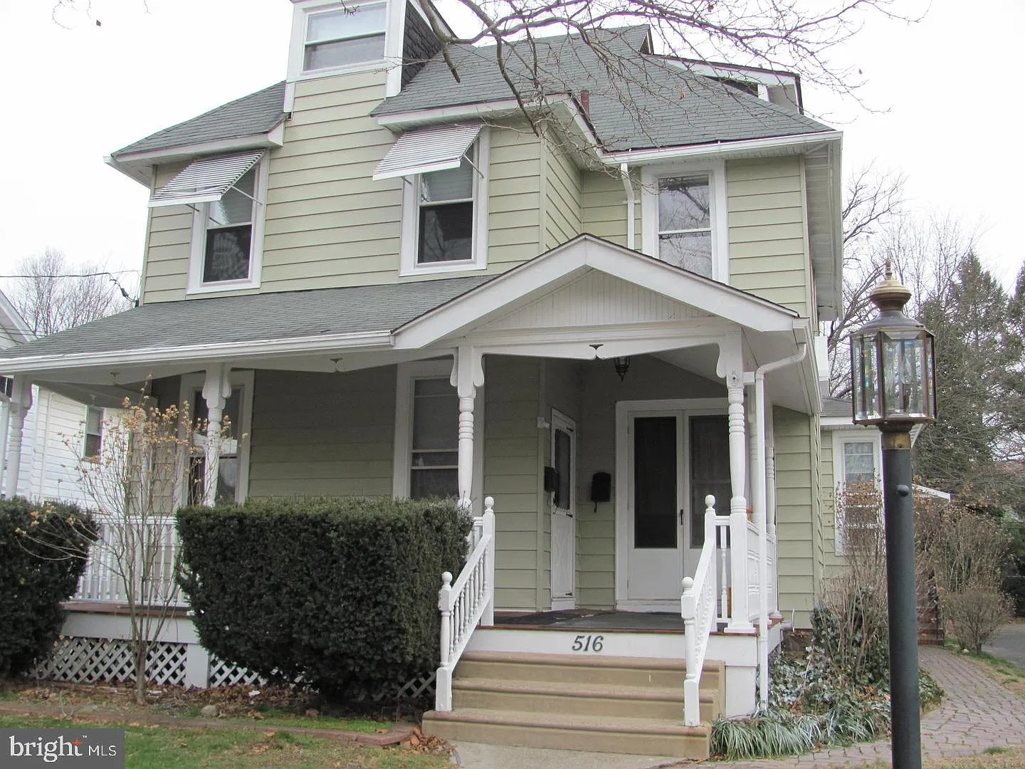 2 bed, 1.0 bath, 1000 sqft, $1,800 — Photo 3
