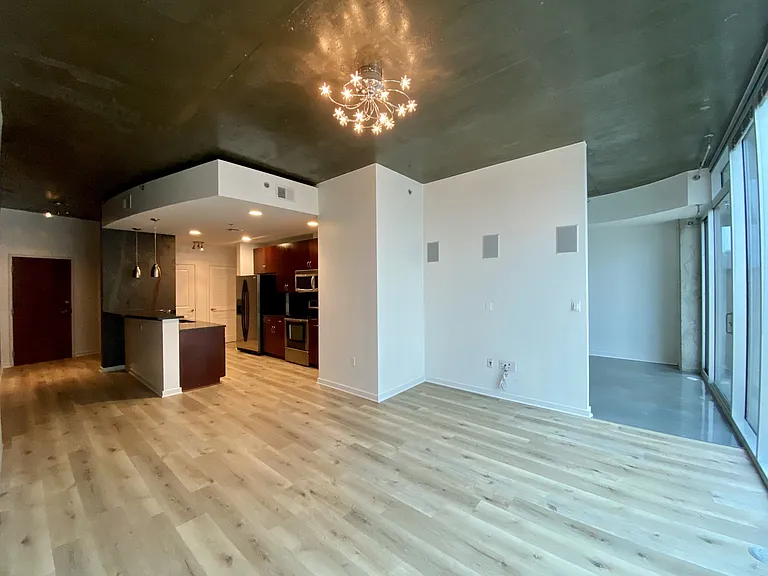 301 Demonbreun St #713 — Photo 3