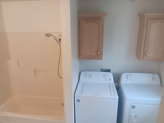 4th image of 818 S Patterson Ave