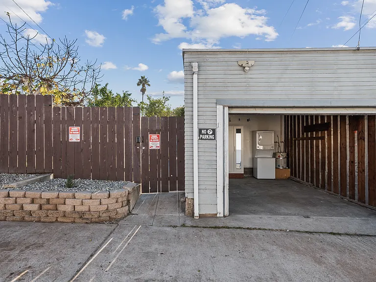 1736 Kearney Ave #B — Photo 20
