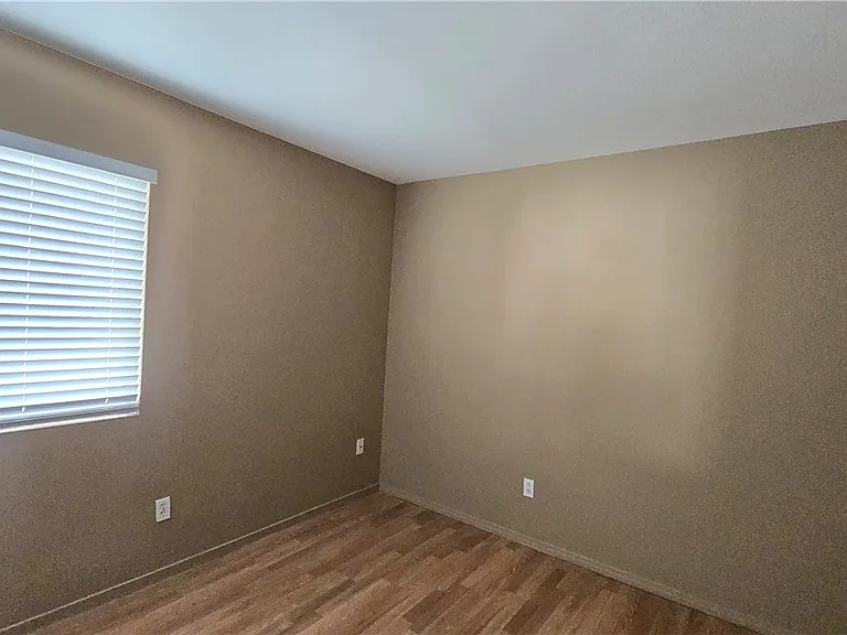 3822 Gulliver St — Photo 28