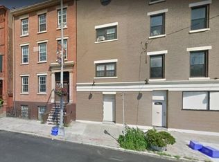 120 3rd St, Troy, NY 12180