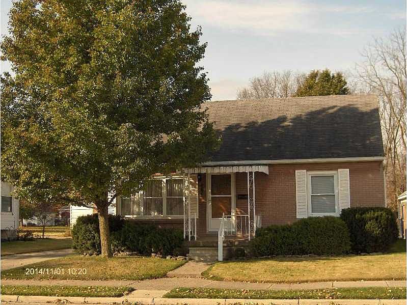 2nd image of 1007 N Burnett Rd