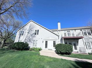 926 Harbor House Dr UNIT 3, Madison, WI 53719