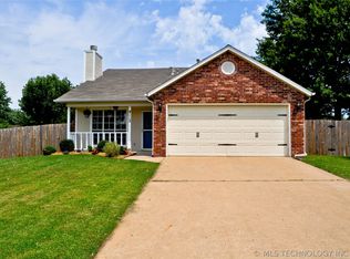8112 E Lansing St, Broken Arrow, OK 74014
