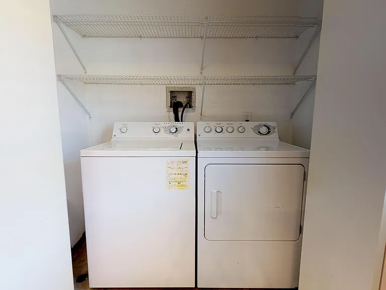 2112 Warfield Ave #5 — Photo 19