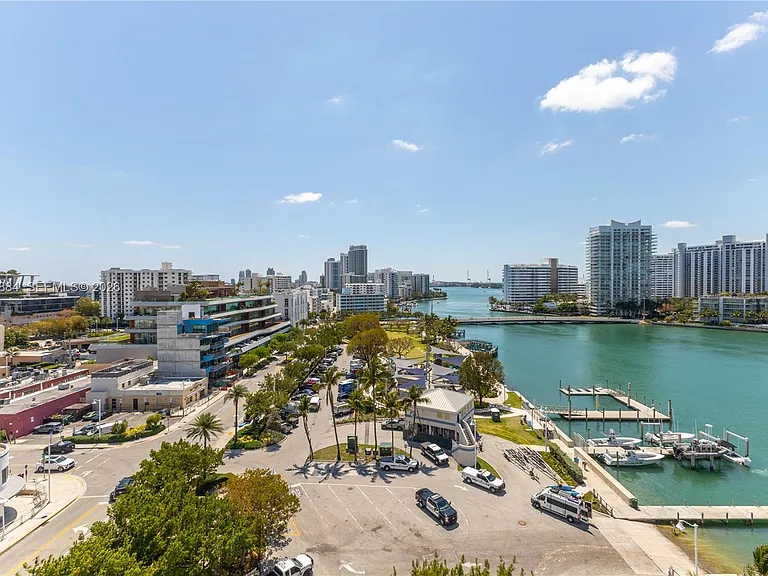 1800 Sunset Harbour Dr #1102/4 — Photo 40