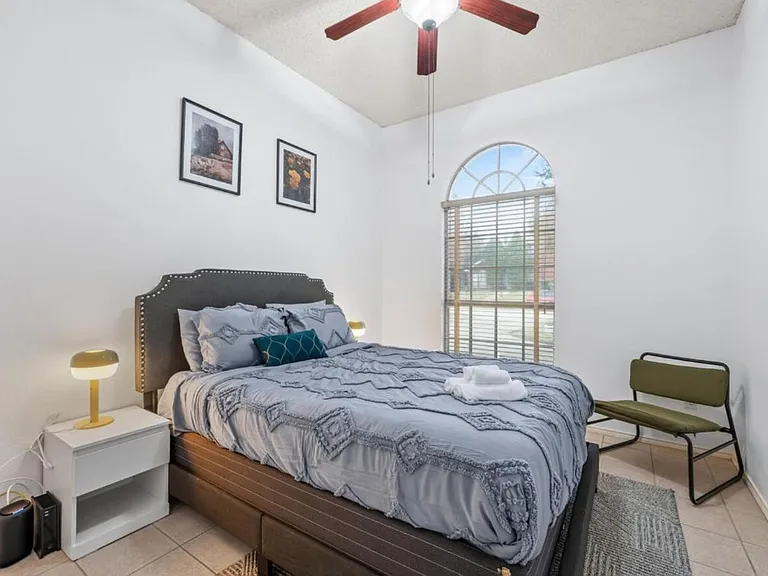 7710 Brookview Dr — Photo 9
