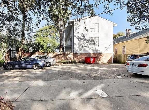 5th image of 825 Louisiana Ave APT 3