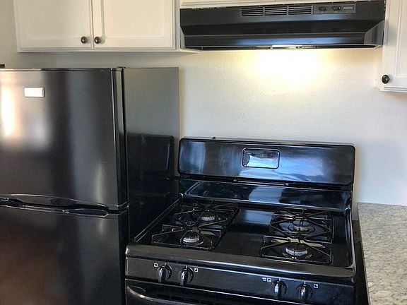 5th image of 513 Terry St APT 5