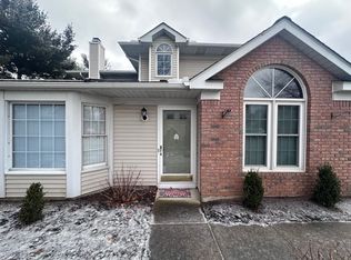 19354 Bradford Ct, Strongsville, OH 44149