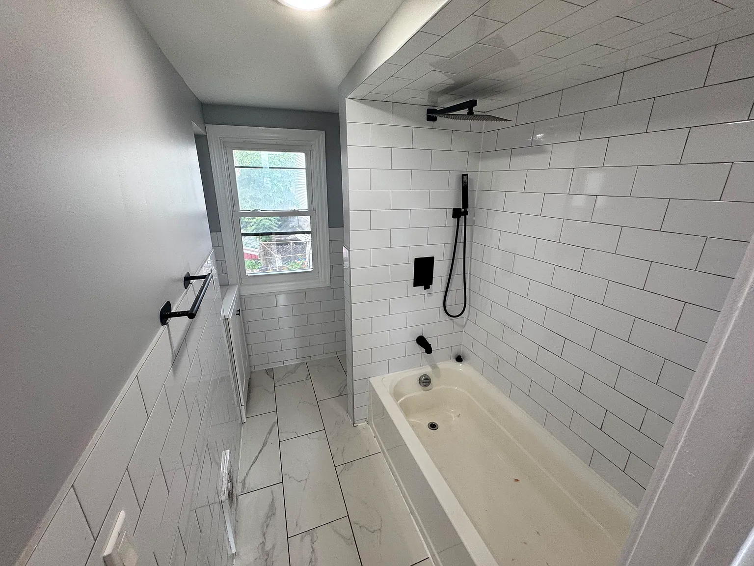 1 bed, $2,100 — Photo 4