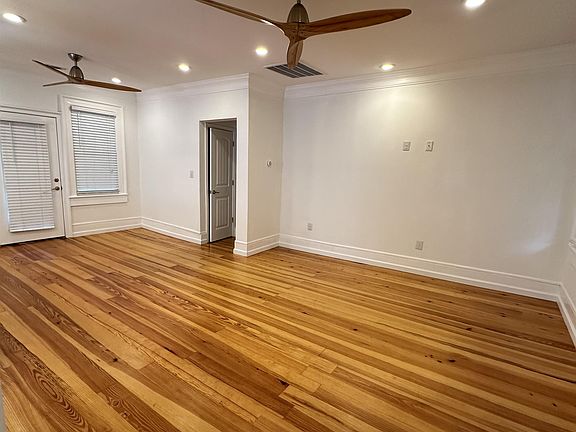 5th image of 914 Maupas Ave