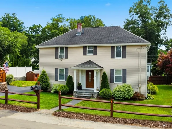 1 Oak St, Tewksbury, MA 01876