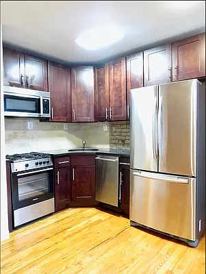 Rented by Aryeh Realty | media 14