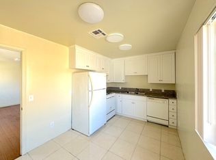 4629 Prospect Ave APT 3, Los Angeles, CA 90027