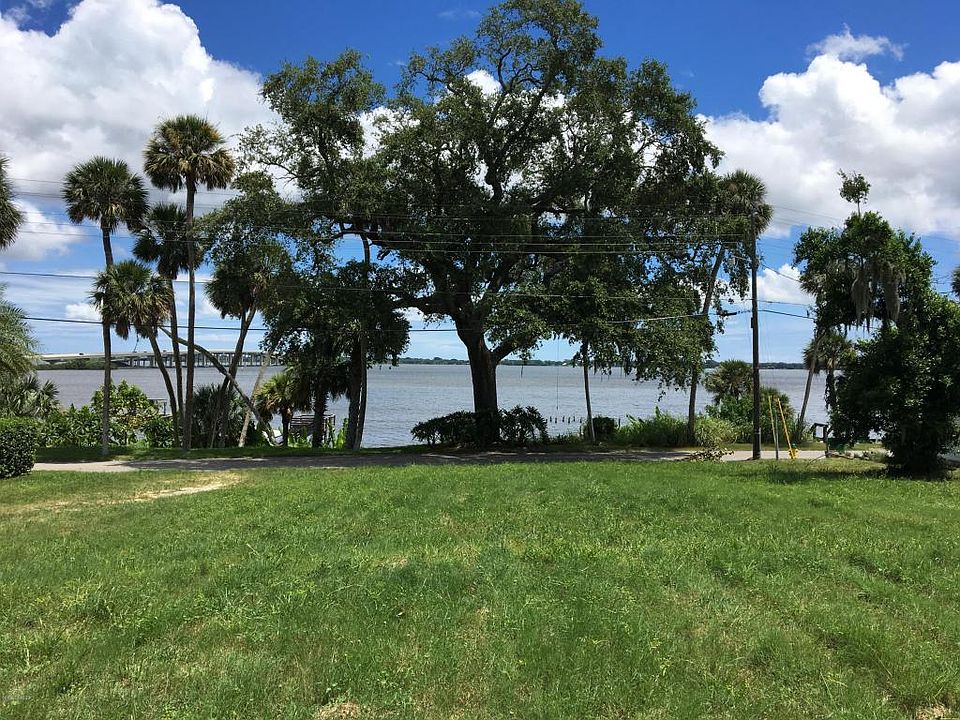 1st image of 2917 N Indian River Dr
