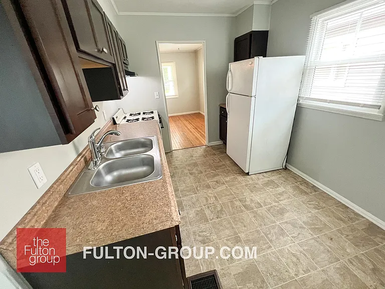 905 Veto St NW — Photo 8