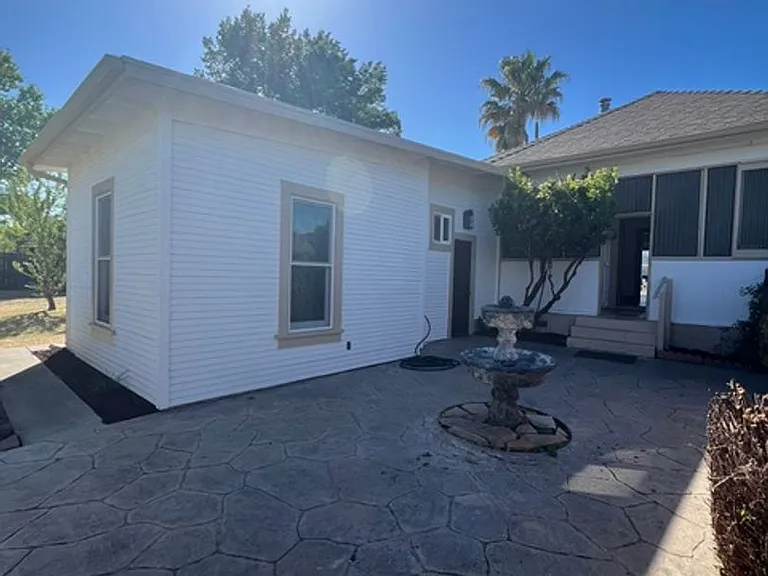 22220 G St — Photo 15
