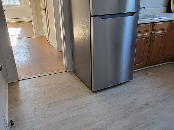 4th image of 549 Westford St APT 5