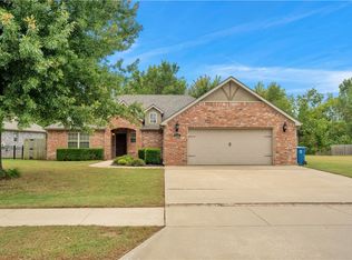 3301 SW Briar Creek Ave, Bentonville, AR 72713