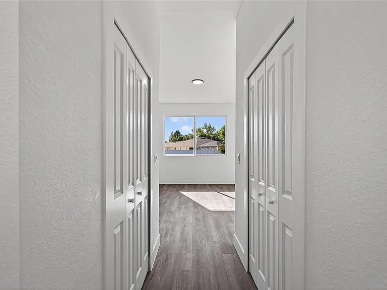 511 Sweetwater Dr — Photo 38