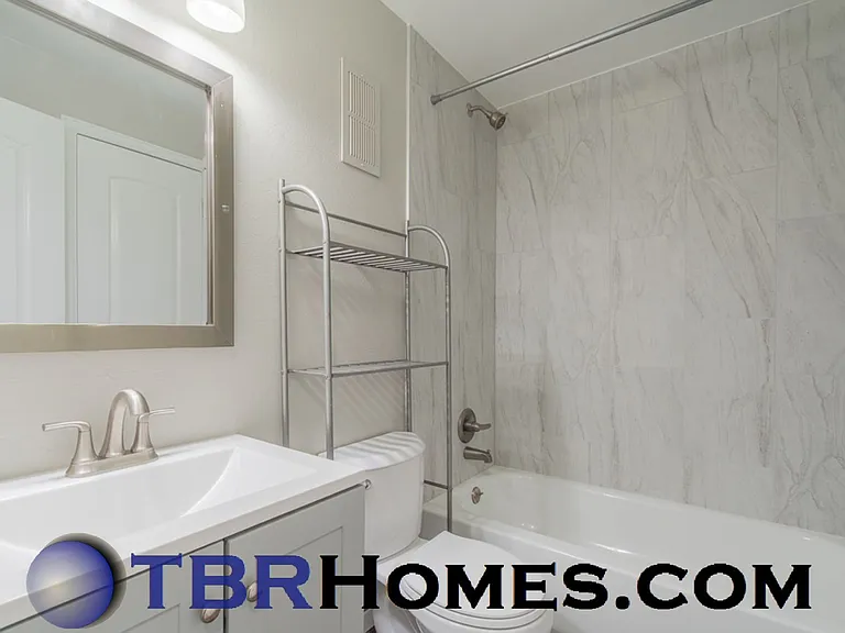 7855 Barbara Ann Dr #F — Photo 10
